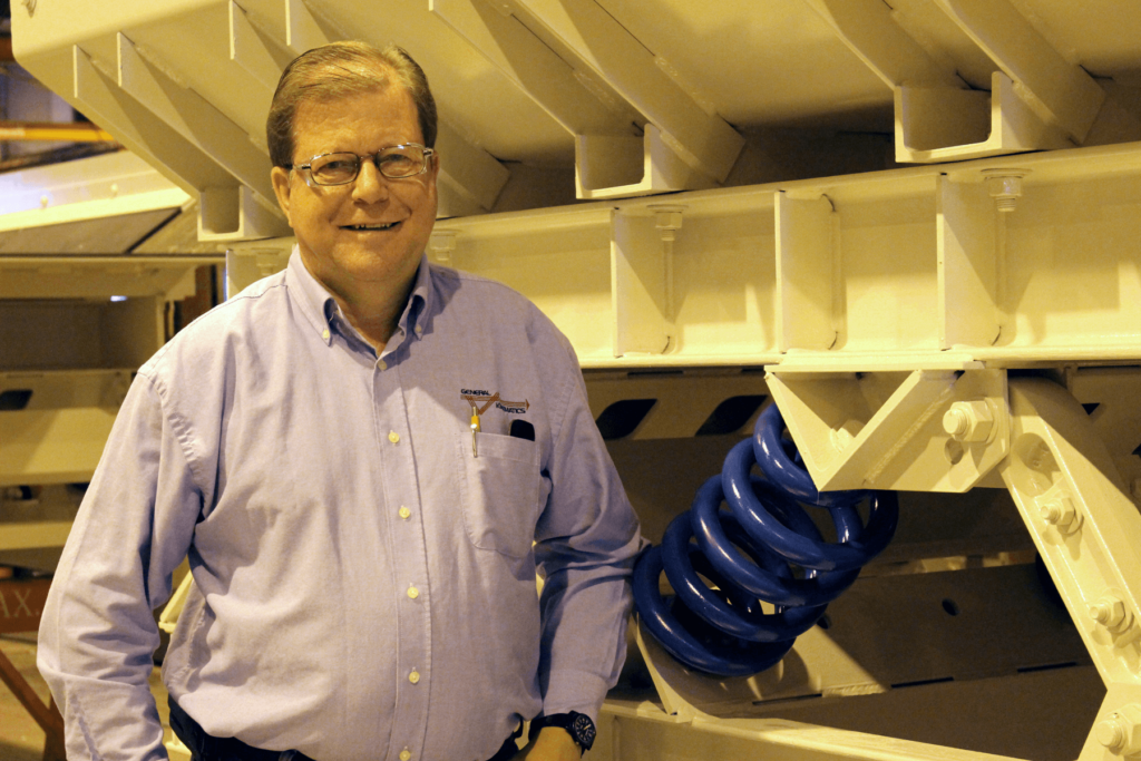 RANDY SMITH, GENERAL KINEMATICS VP TECHNICAL SERVICES, RECEIVES